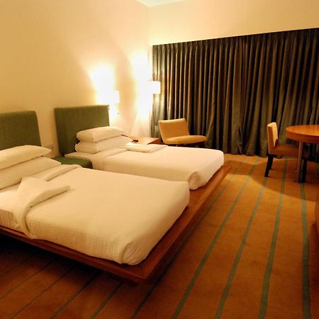 Hotel Parc Estique Pune Eksteriør billede