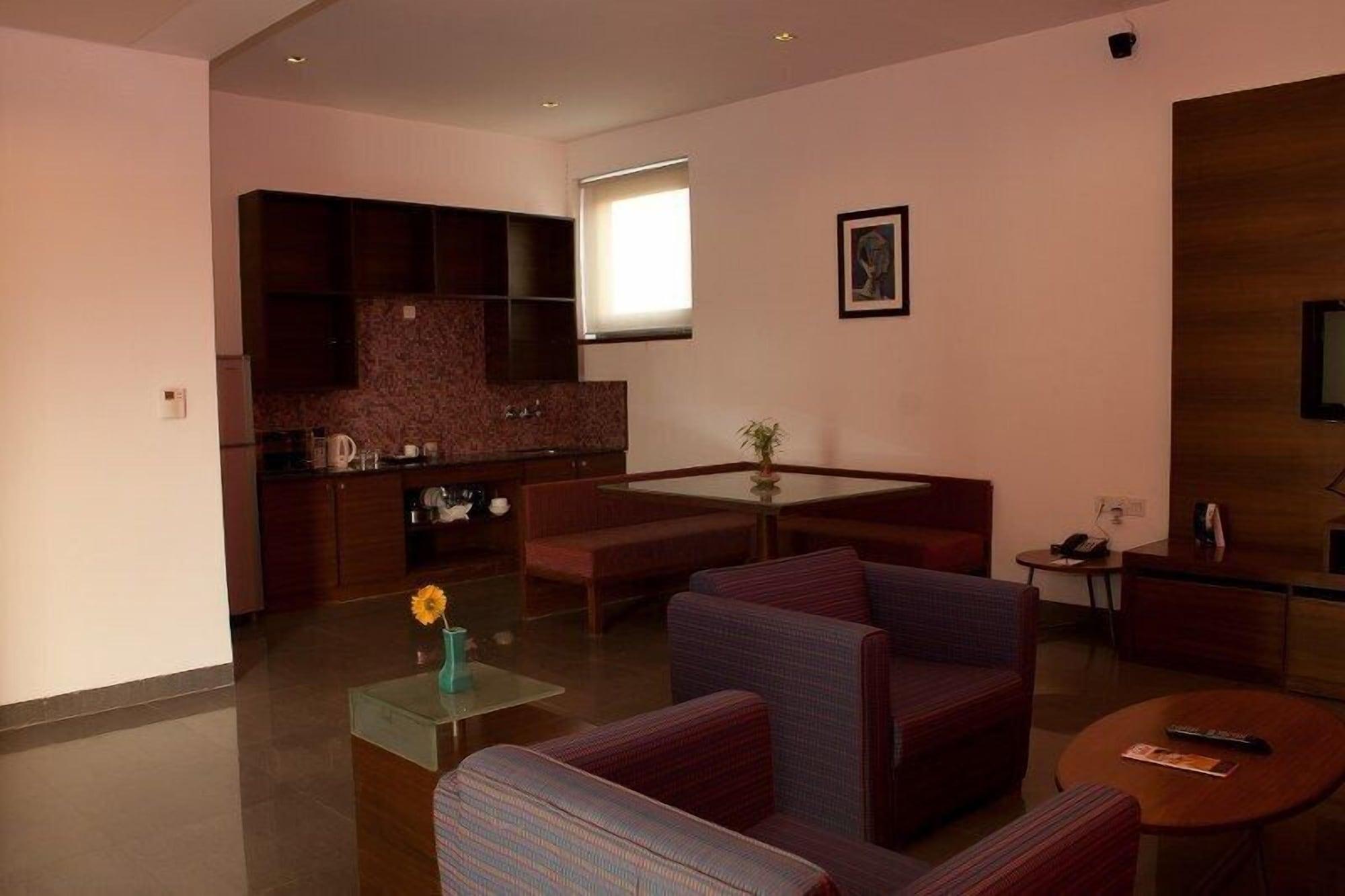 Hotel Parc Estique Pune Eksteriør billede