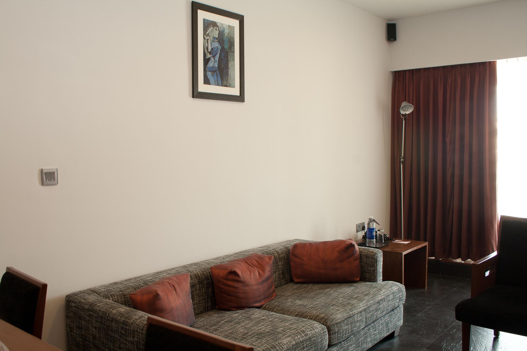 Hotel Parc Estique Pune Eksteriør billede