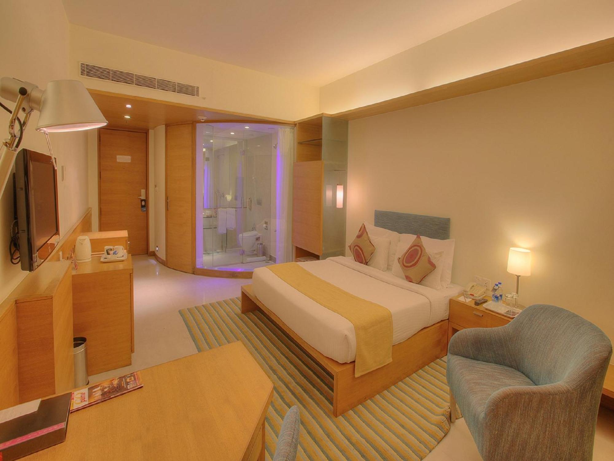 Hotel Parc Estique Pune Eksteriør billede