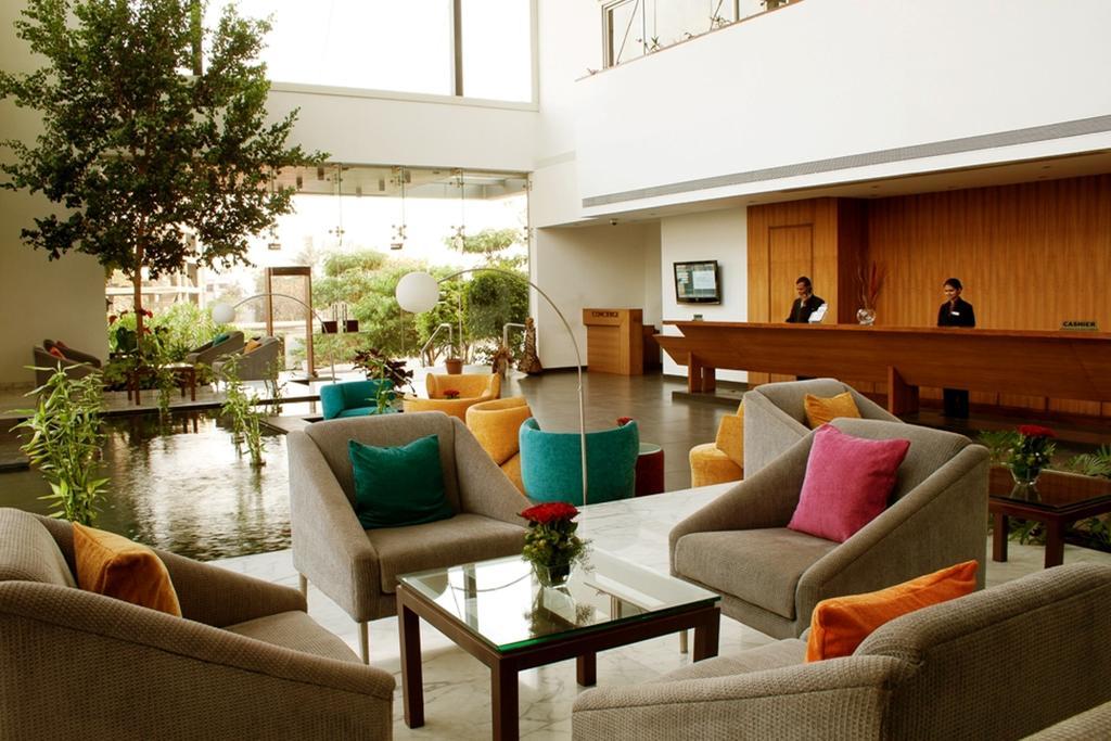 Hotel Parc Estique Pune Eksteriør billede